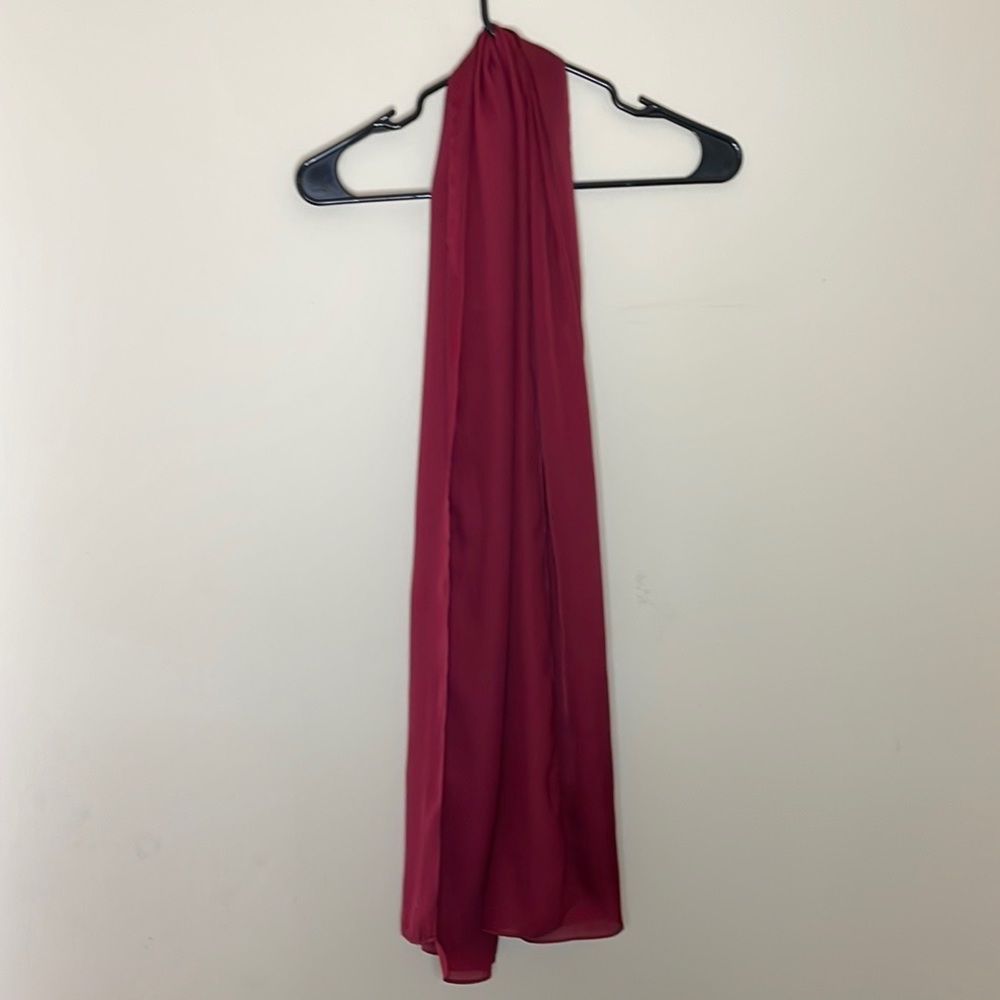 RED SCARF - Picture 4 of 7